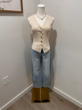 Load image into Gallery viewer, Hailey Vest (Cream)
