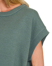 Load image into Gallery viewer, Skyler Sweater Vest (Jade)
