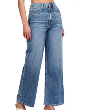 Load image into Gallery viewer, High Waist Wide Leg Straight Denim Pants
