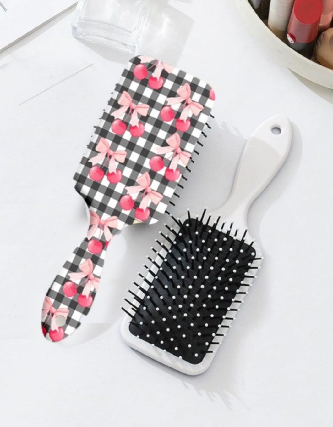 Black Checkered Brush