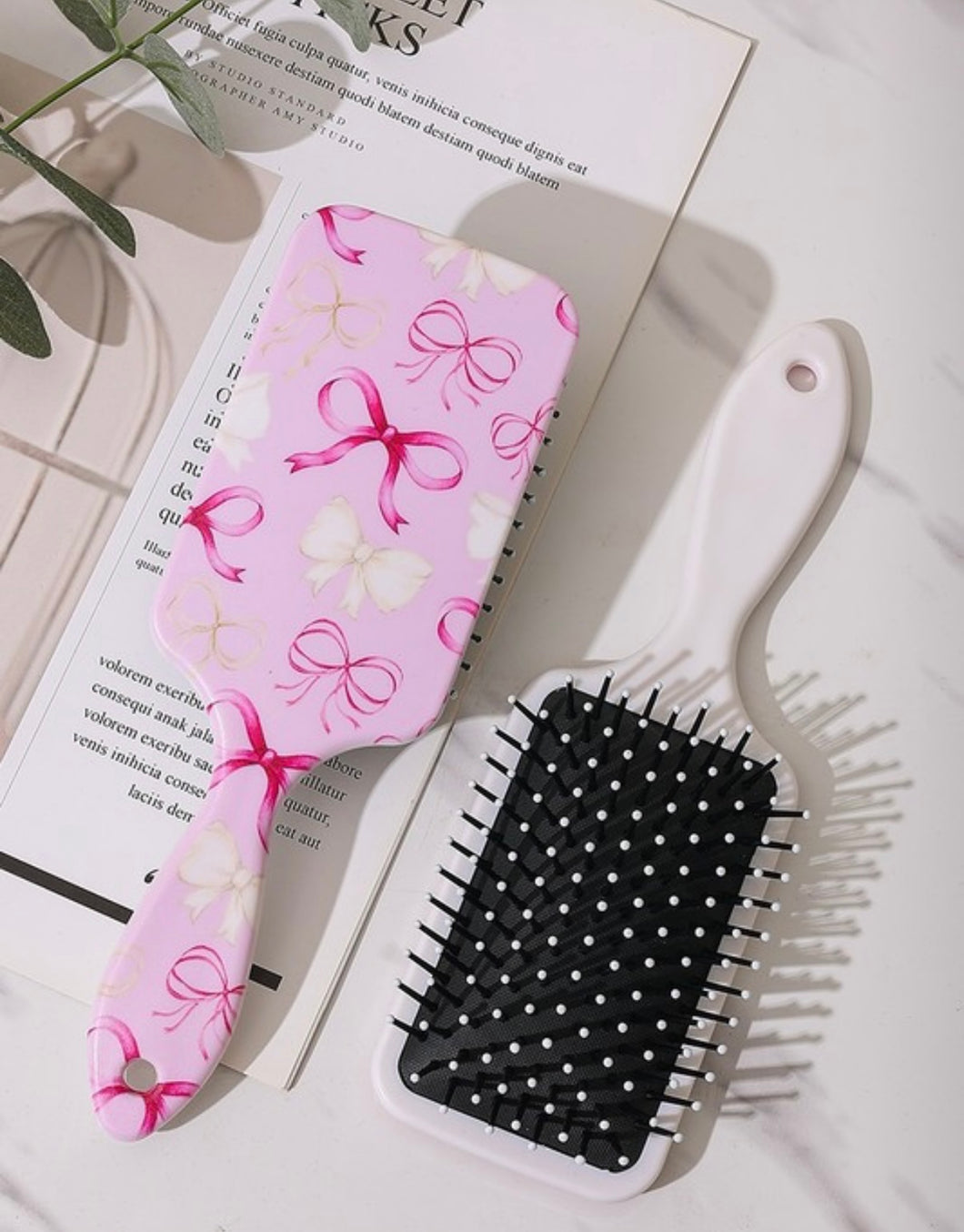 Pink Bow Brush (Hot Pink)