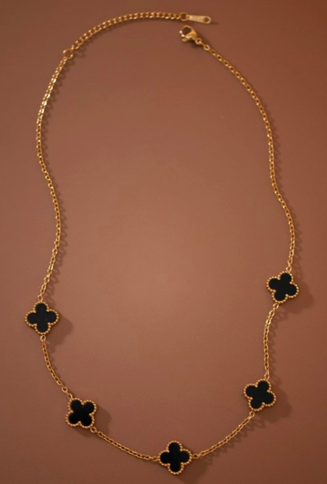 Clover Necklace (Gold/Black)